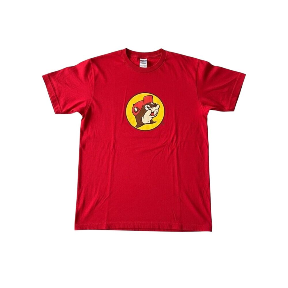 Buc-ee’s Graphic T Shirt Red Beaver Logo Tee Road Trip Texas Travel Tourist